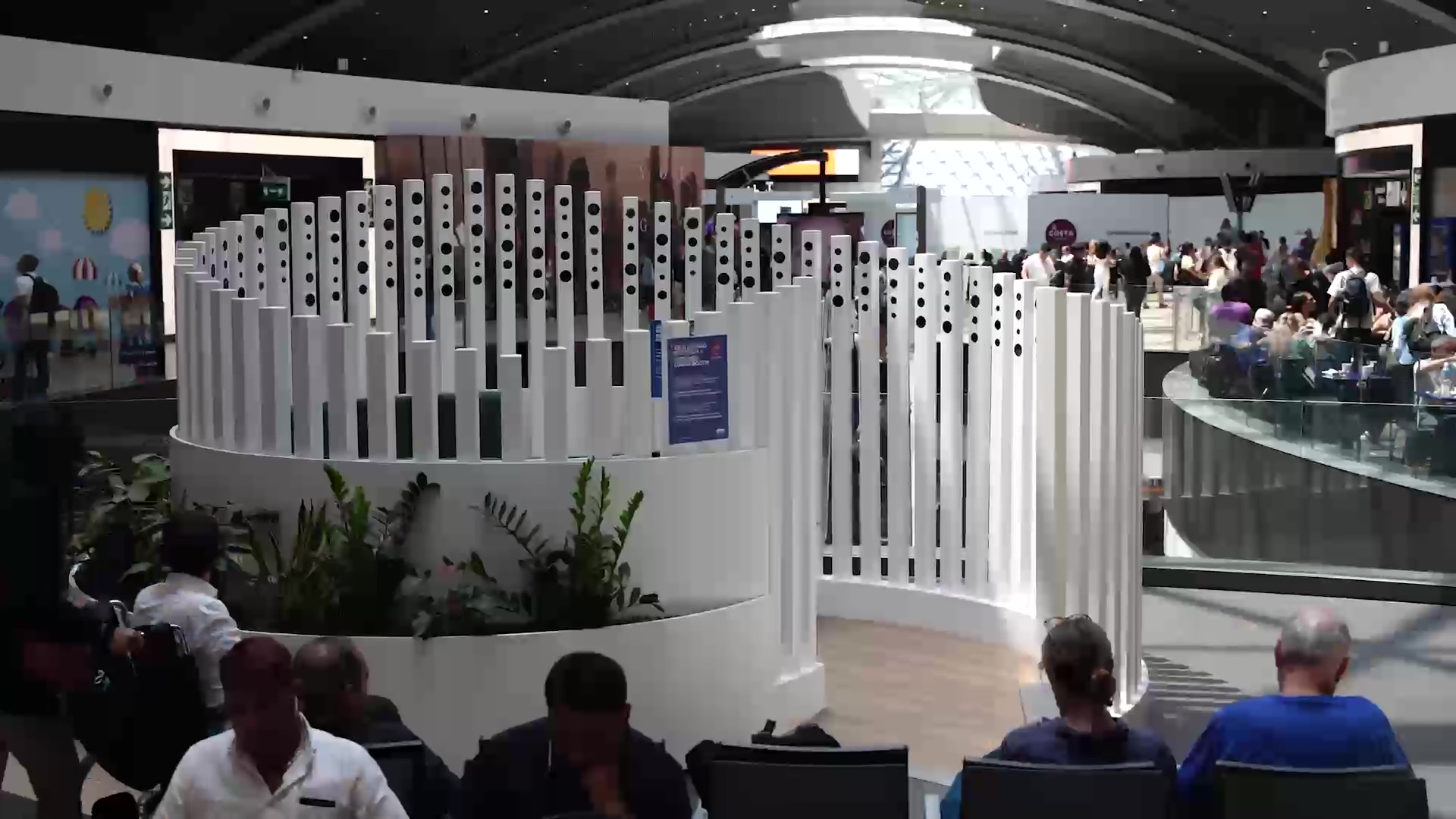 Boarding Area E Dining booth Boarding Area E Dining booth